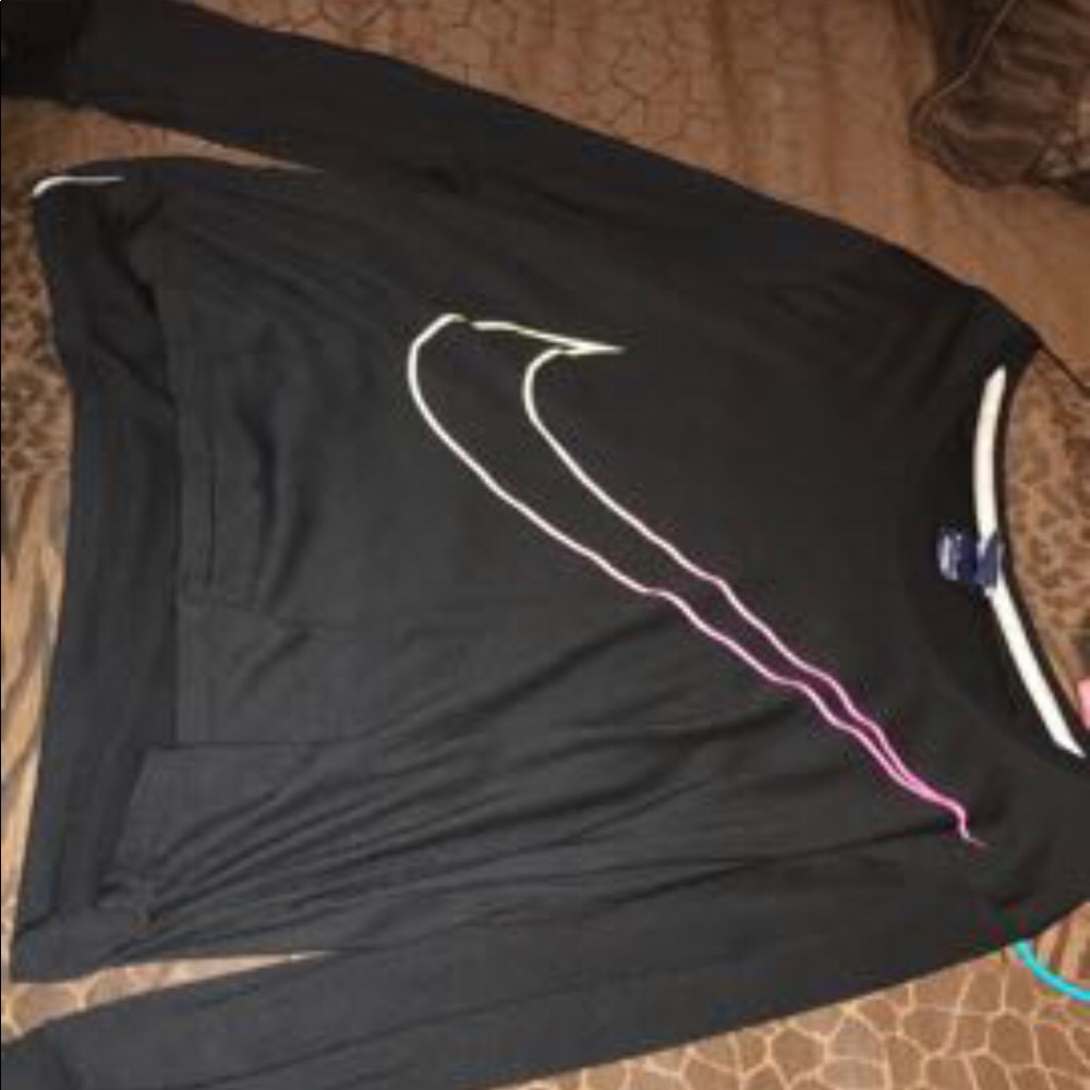 Nike long sleeve shirt